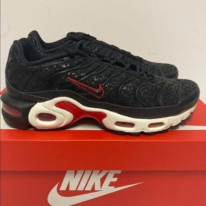 New Nike air max plus PRM womens sneakers